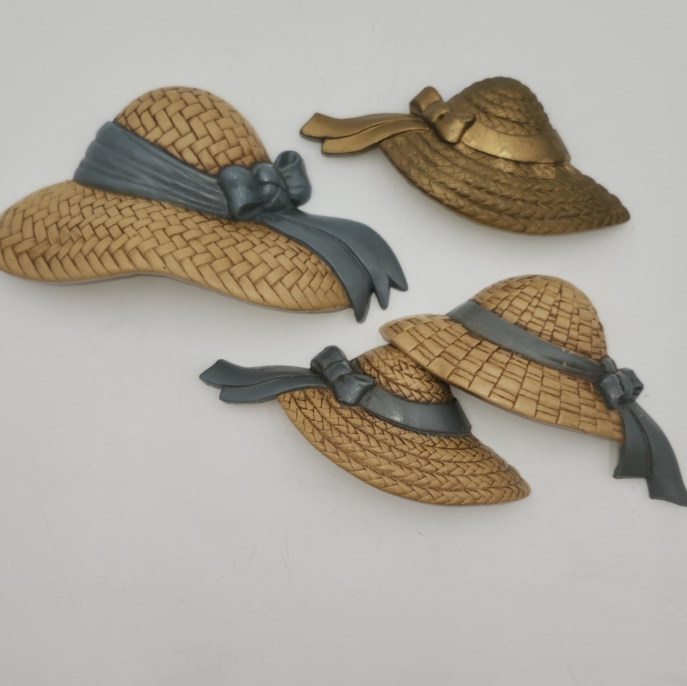 Burwood Sun Bonnet Straw Hats Wall Art Home Decor Blue Bow Garden decoration